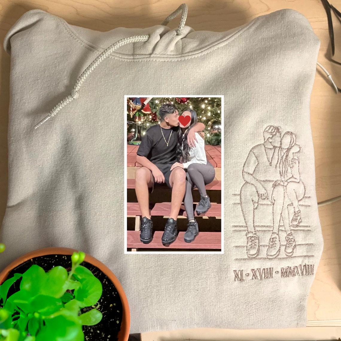 Custom Embroidered Sweatshirt Personalized Couple Photo Portrait Outline Sweatshirt Gift for Couple & Friend
